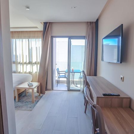 Hotel Belle Vue แมกเนส ภายนอก รูปภาพ