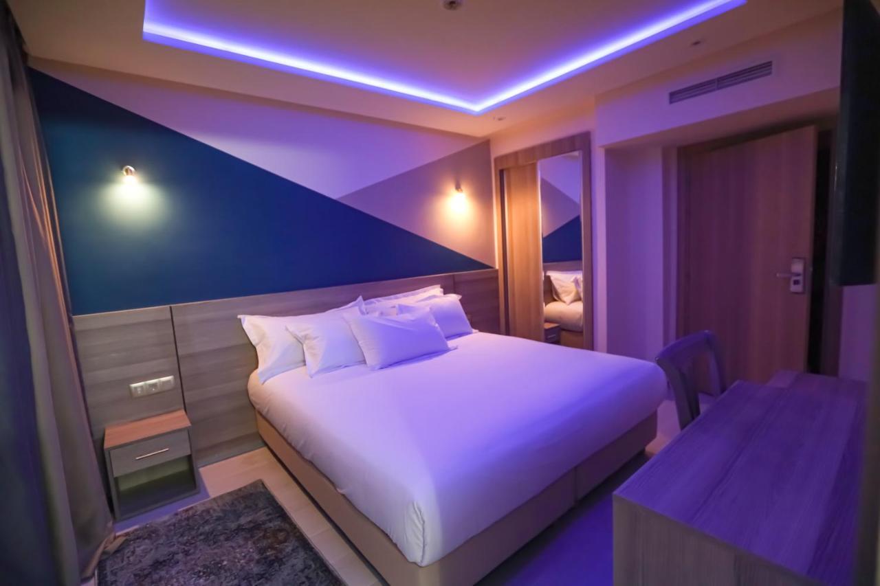 Hotel Belle Vue แมกเนส ภายนอก รูปภาพ