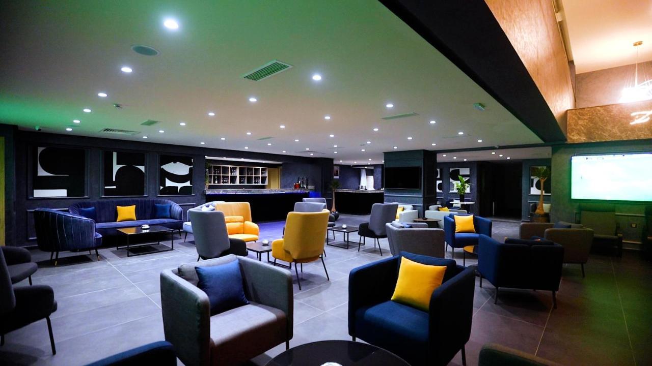 Hotel Belle Vue แมกเนส ภายนอก รูปภาพ